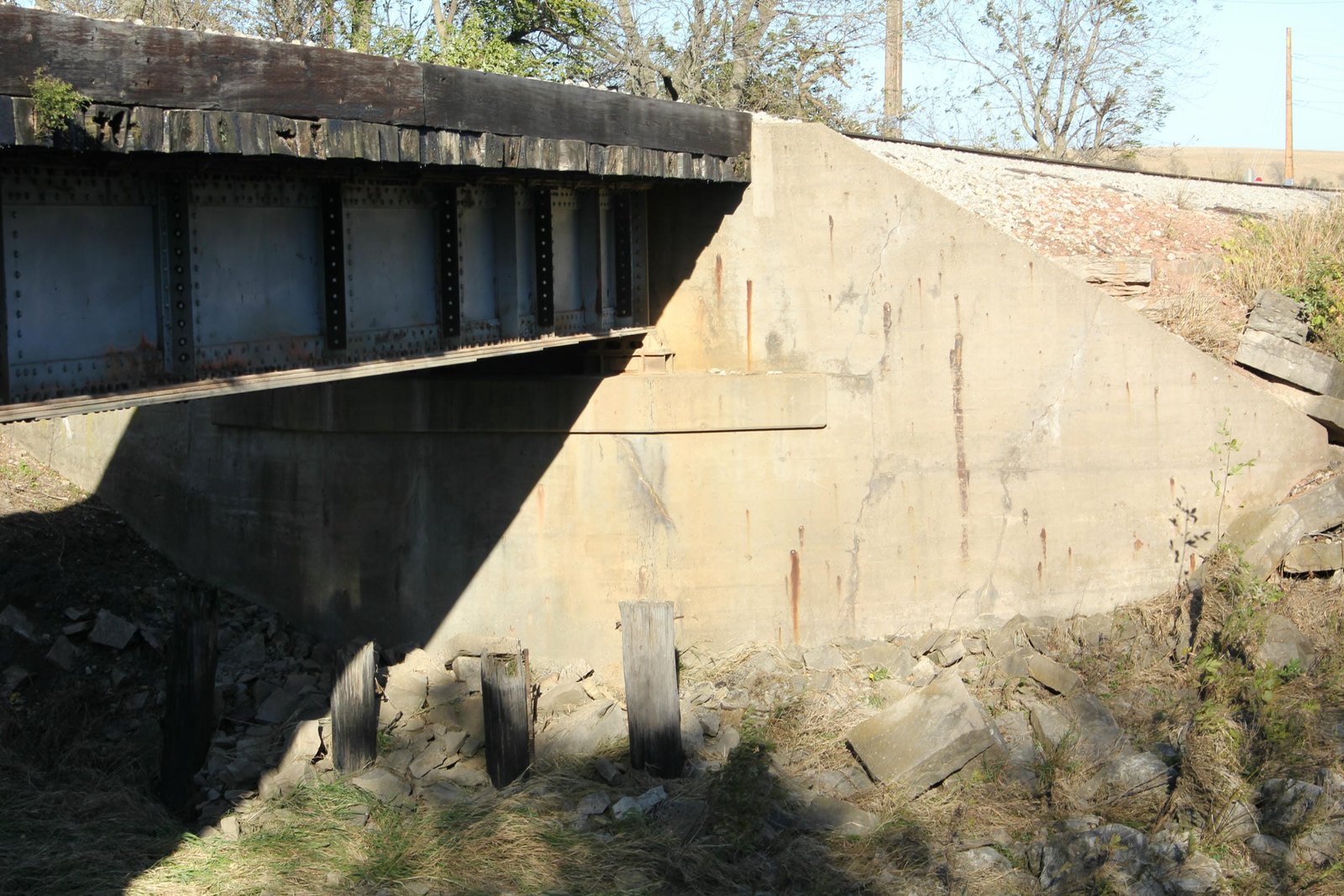 East abutment